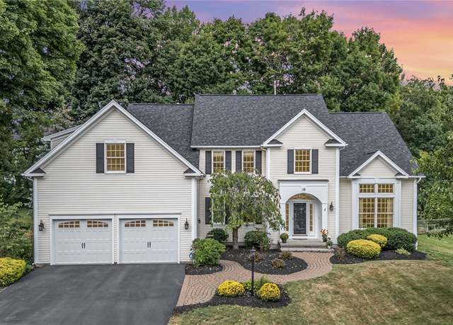Property at 10 Loch Loyal Ct, Penfield, NY 14526, 5 beds, 3.5 baths