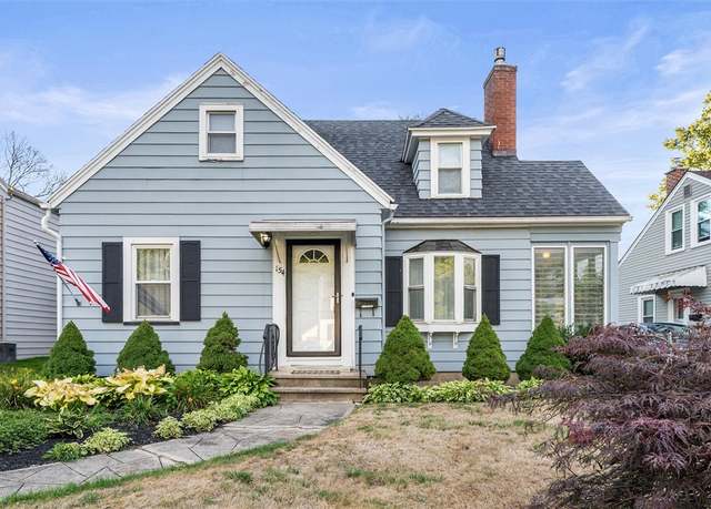 Property at 154 Stonecliff Dr, Greece, NY 14616, 4 beds, 1.5 baths