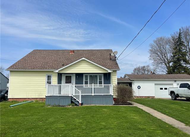 Property at 112 Elwood Ave, Ridgeway, NY 14103, 3 beds, 2 baths