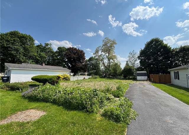 Property at 301 Bowers Dr, Horseheads, NY 14845