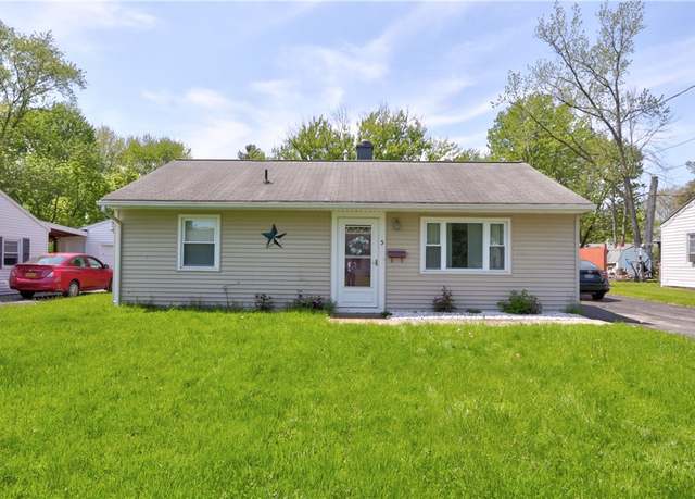 Property at 5 Amherst Rd, Waterloo, NY 13165, 3 beds, 1 bath