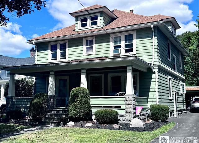Property at 214 Palmer St, Jamestown, NY 14701, 4 beds, 1.5 baths
