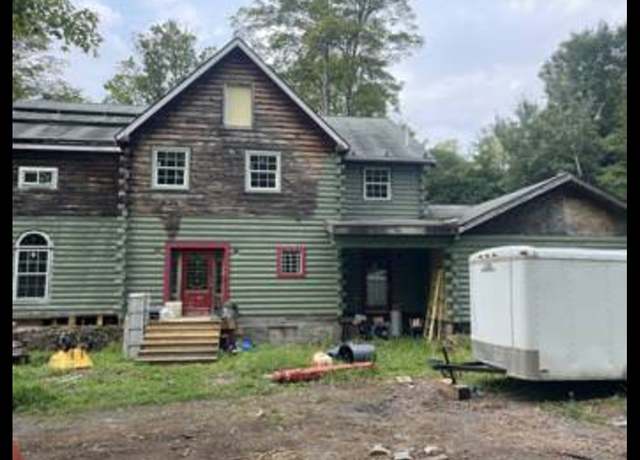 Property at 23 Prospect St, Stamford, NY 12167, 5 beds, 3 baths