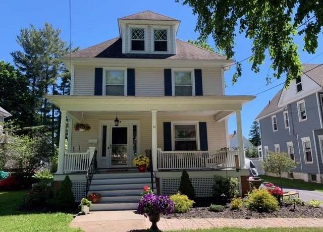 Property at 27 Elm St, Webster, NY 14580, 4 beds, 1.5 baths