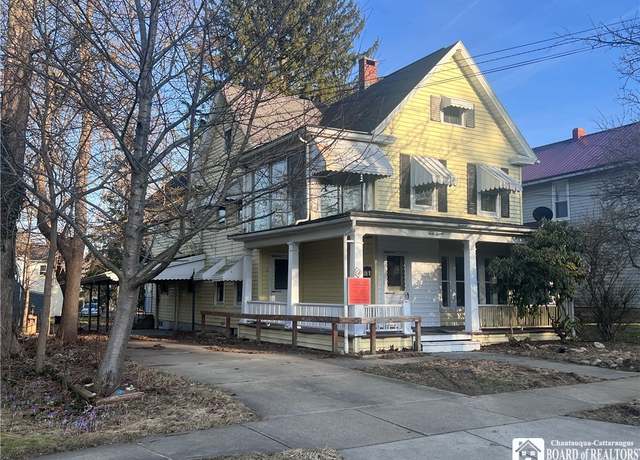 Property at 47 Charles St, Jamestown, NY 14701, 6 beds, 2 baths