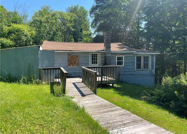 Property at 489 Ten Eyke Rd, Decatur, NY 12043, 2 beds, 1 bath