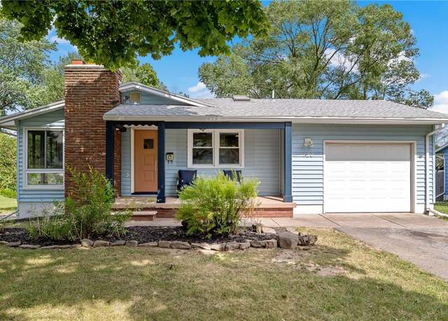 Property at 130 Dellwood Rd, Greece, NY 14616, 3 beds, 1.5 baths