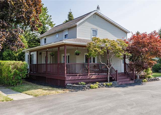 Property at 123 Merrick Ave, Manchester, NY 14504, 2 beds, 1.5 baths