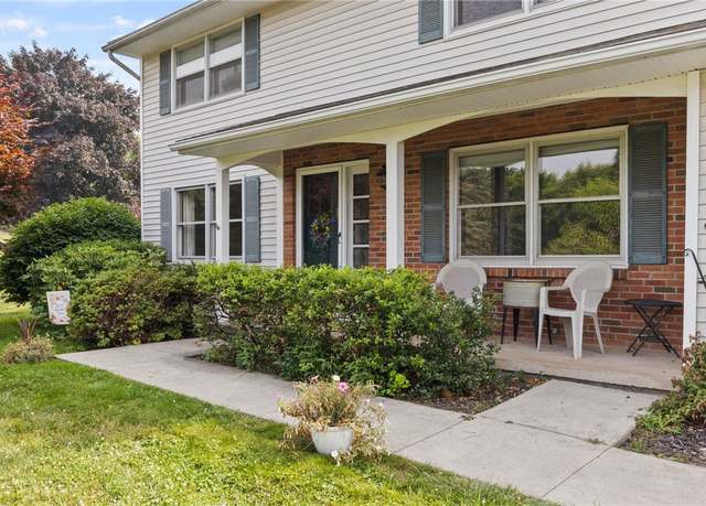 Property at 11 Stony Brook Ln, Perinton, NY 14450, 4 beds, 2.5 baths