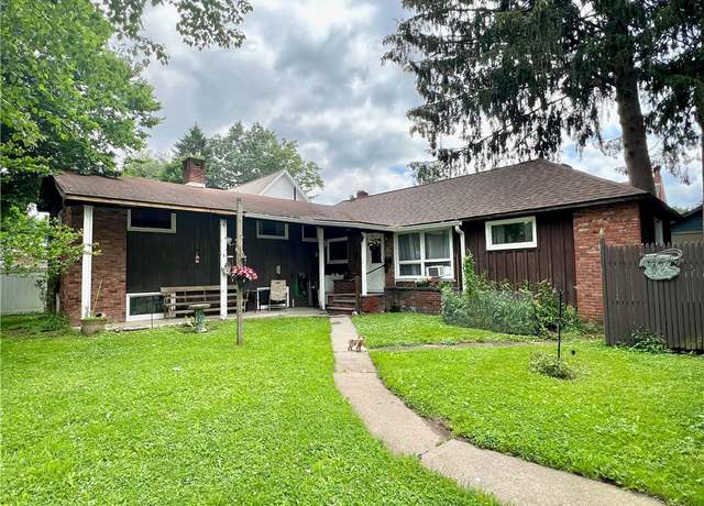 Property at 10 Jefferson Ave, Oneonta-town, NY 13820, 3 beds, 1.5 baths