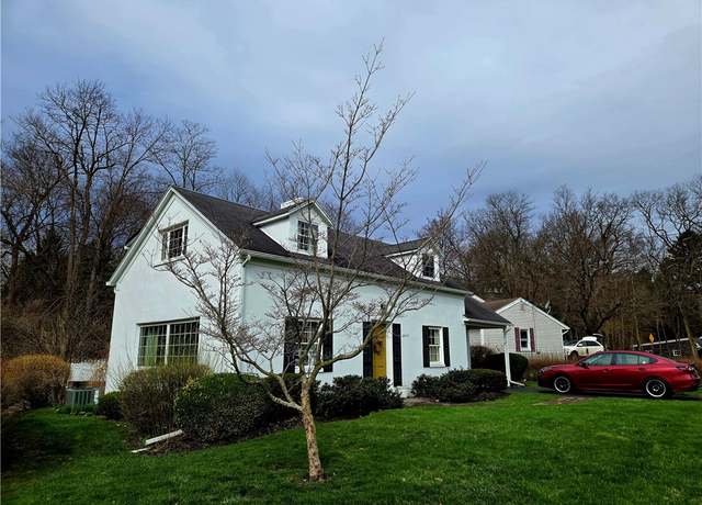Property at 21 Dickerson St, Lyons, NY 14489, 3 beds, 1.5 baths