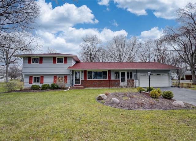 Property at 2 Sands Rd, Gates, NY 14624, 3 beds, 2 baths