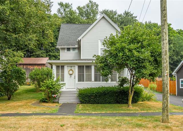 Property at 3796 Union St, Marion, NY 14505, 5 beds, 1.5 baths
