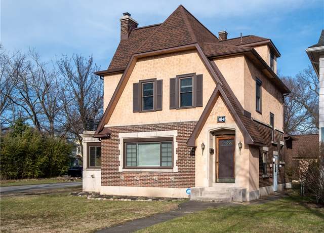 Property at 1964 N Clinton Ave, Rochester, NY 14621, 3 beds, 1.5 baths