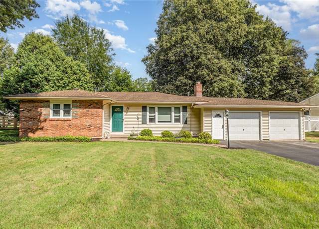 Property at 200 Alaimo Dr, Brighton, NY 14625, 3 beds, 1.5 baths