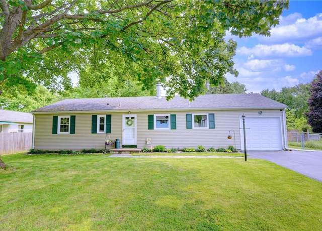 Property at 12 Buffalo Horn Cir, Henrietta, NY 14467, 3 beds, 1 bath