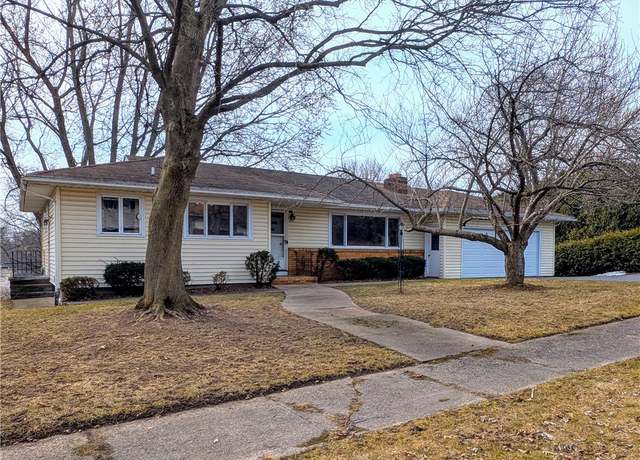 Property at 111 Highview Dr, Irondequoit, NY 14609, 3 beds, 2 baths