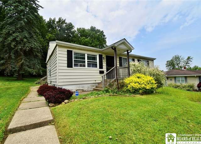 Property at 46 Pardee Ave, Jamestown, NY 14701, 3 beds, 1 bath