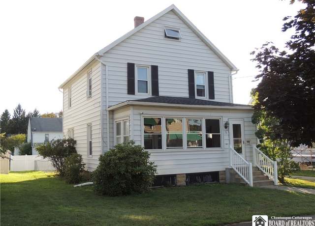 Property at 20 Elam Ave, Jamestown, NY 14701, 3 beds, 1.5 baths