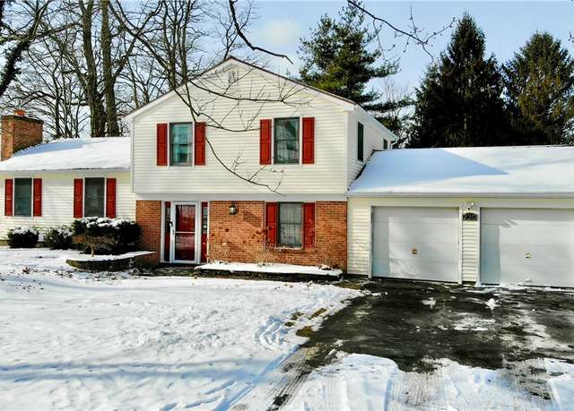 Property at 230 Bowerman Rd, Farmington, NY 14425, 3 beds, 1.5 baths