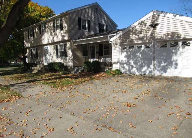 Property at 219 Oneida Pl, Corning-city, NY 14830, 4 beds, 1.5 baths