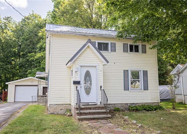 Property at 91 South St, Leroy, NY 14482, 3 beds, 1 bath