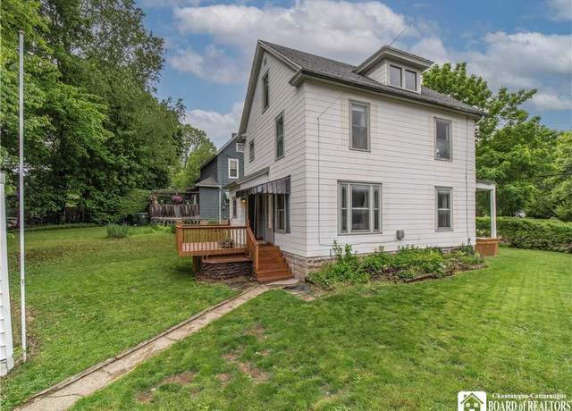 Property at 87 Livingston Ave, Jamestown, NY 14701, 3 beds, 1 bath