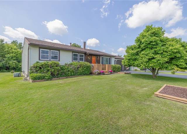 Property at 244 Wildflower Dr, Henrietta, NY 14623, 3 beds, 1 bath