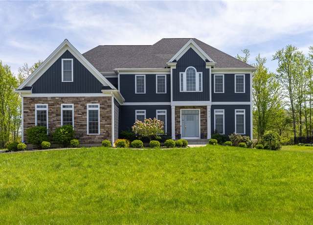 Property at 313 Wexford Ln, Horseheads, NY 14845, 5 beds, 4 baths