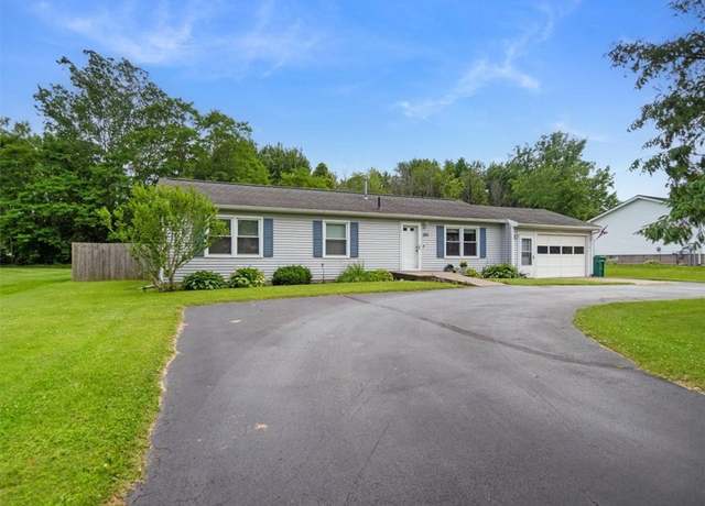 Property at 780 Whitney Rd, Ontario, NY 14519, 3 beds, 2 baths