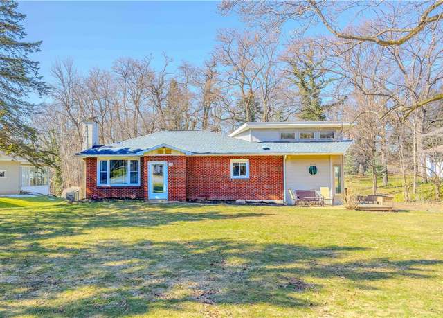 Property at 440 Lake Rd, Webster, NY 14580, 3 beds, 2 baths