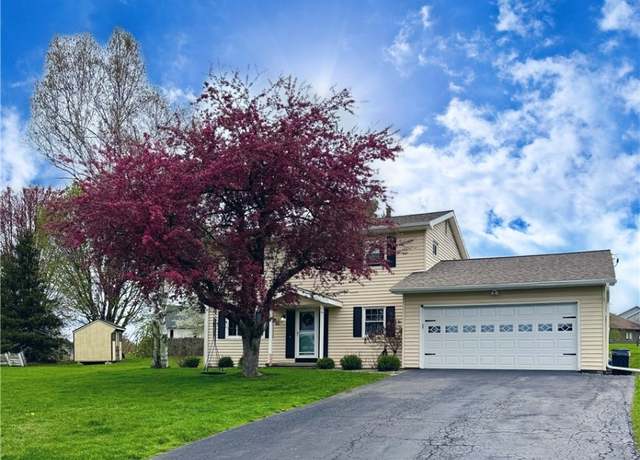 Property at 113 Lincoln Rd, Horseheads, NY 14845, 4 beds, 3 baths