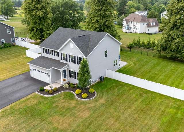 Property at 387 Anna Cir, Webster, NY 14580, 5 beds, 4 baths