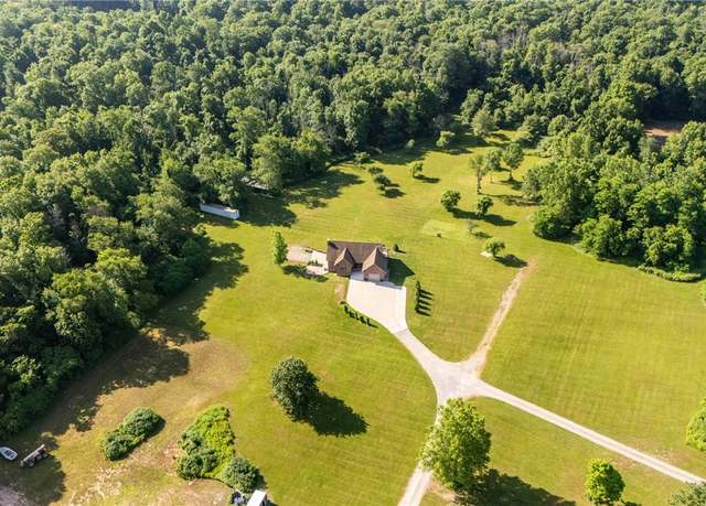 Property at 4365 Holley Byron Rd, Clarendon, NY 14470, 4 beds, 2.5 baths