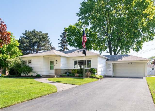 Property at 92 Carol Dr, Irondequoit, NY 14617, 3 beds, 1 bath
