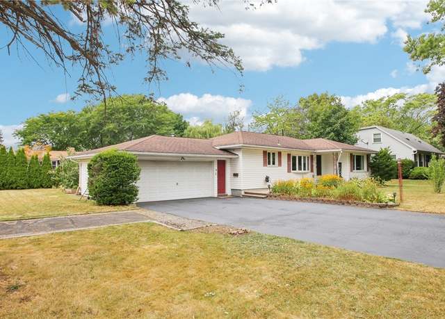 Property at 19 Dawnhaven Dr, Gates, NY 14624, 2 beds, 2 baths