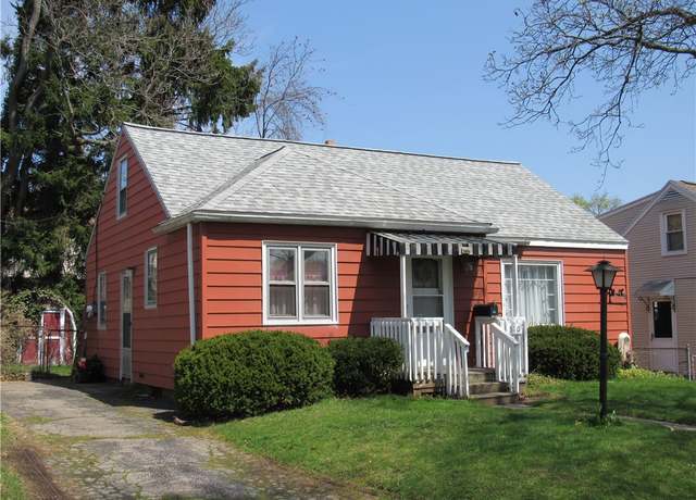 Property at 510 Tarrington Rd, Irondequoit, NY 14609, 3 beds, 1 bath
