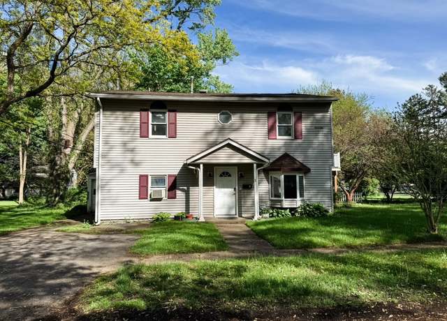 Property at 3 Edyth St, Pittsford, NY 14445, 4 beds, 2 baths