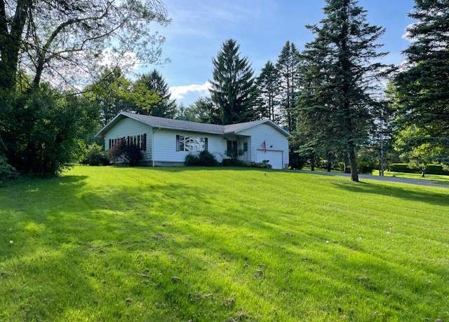 Property at 824 Franklin St, Skaneateles, NY 13152, 3 beds, 2.5 baths