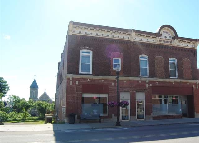 Property at 136 N Fraley St, Kane Boro, PA 16735, 6 beds, 3 baths