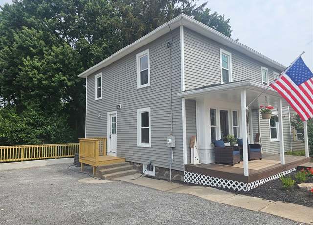 Property at 5011 Ridge Rd, Williamson, NY 14589, 4 beds, 2 baths