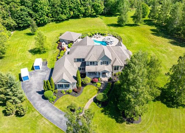 Property at 1814 Trellis Cir, Webster, NY 14580, 4 beds, 3.5 baths