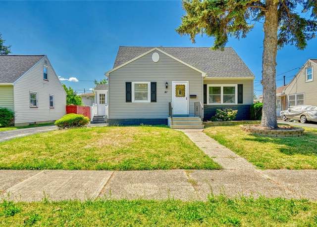 Property at 41 Farleigh Ave, Rochester, NY 14606, 3 beds, 2 baths