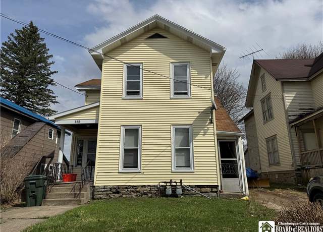 Property at 273 S Main St, Jamestown, NY 14701, 4 beds, 1 bath