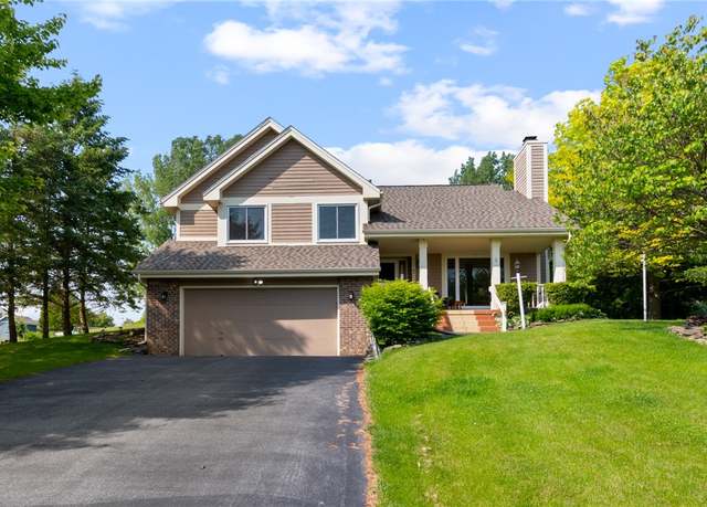 Property at 2 Old Meadow Ct, Livonia, NY 14487, 3 beds, 2.5 baths