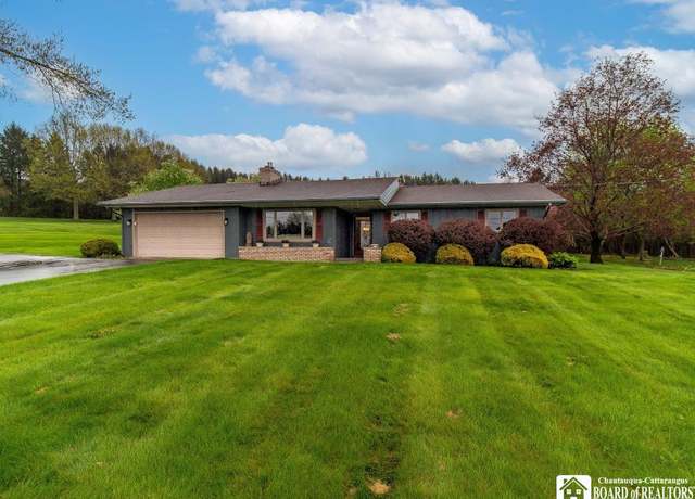 Property at 3720 Westman Rd, Ellery, NY 14712, 3 beds, 2.5 baths
