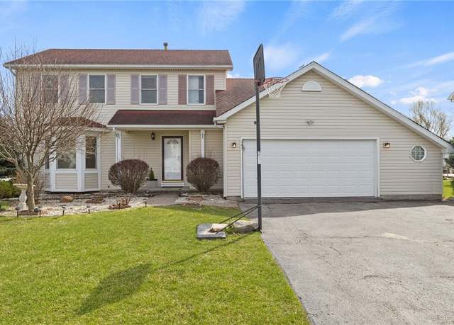 Property at 143 Salzer Hts, Henrietta, NY 14586, 3 beds, 3 baths