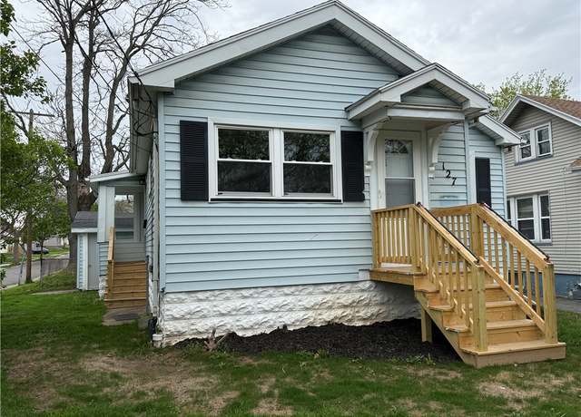 Property at 127 Perinton St, Rochester, NY 14615, 2 beds, 1 bath