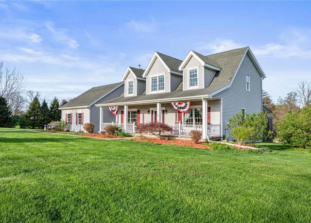 Property at 1403 Middle Rd, Caledonia, NY 14423, 3 beds, 2.5 baths