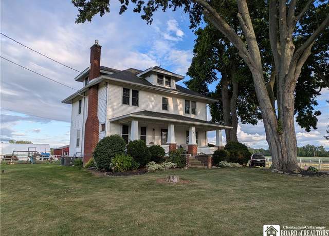 Property at 3215 Wilson Cambria Rd, Wilson, NY 14172, 4 beds, 2 baths